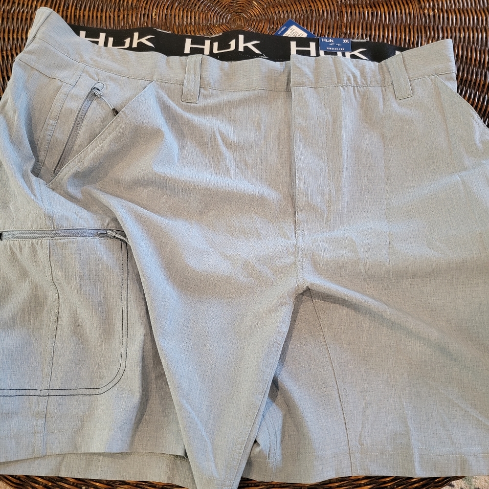 Huk shorts